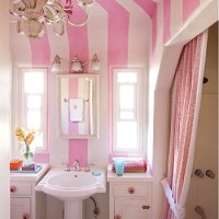 decoracion-color-rayas-rosa-blanco-bano-romantico