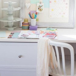 toque-personal-zona-de-estudio-oficina
